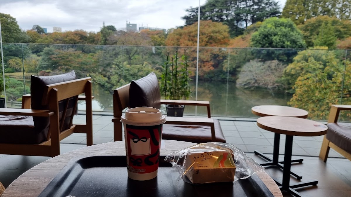 星巴克新宿御苑店