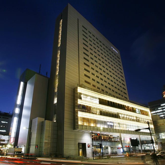 REM秋葉原飯店（レム秋葉原）所在的秋葉原 Akiba Trim 大樓外觀