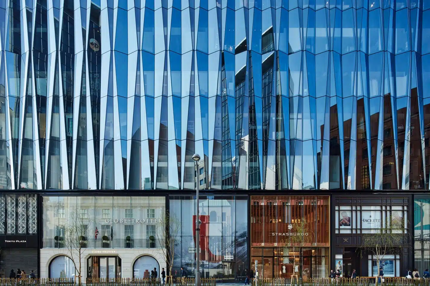 東急PLAZA銀座:江戶切子設計的時尚殿堂