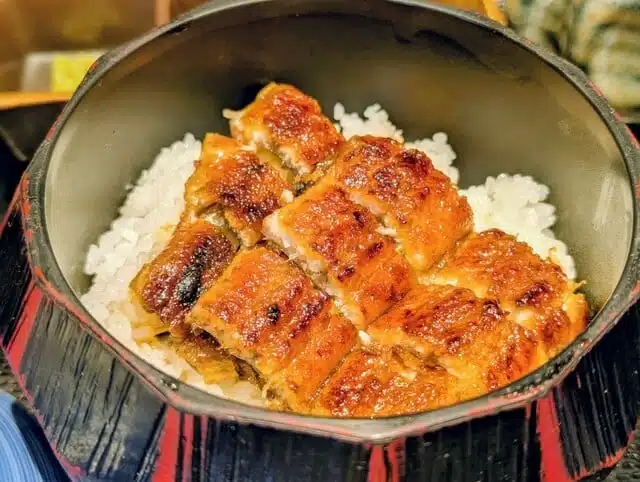 鰻魚割烹 活鰻