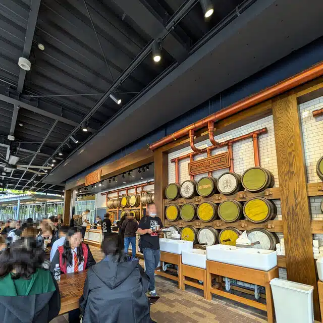 奶油啤酒吧 (Butterbeer Bar)