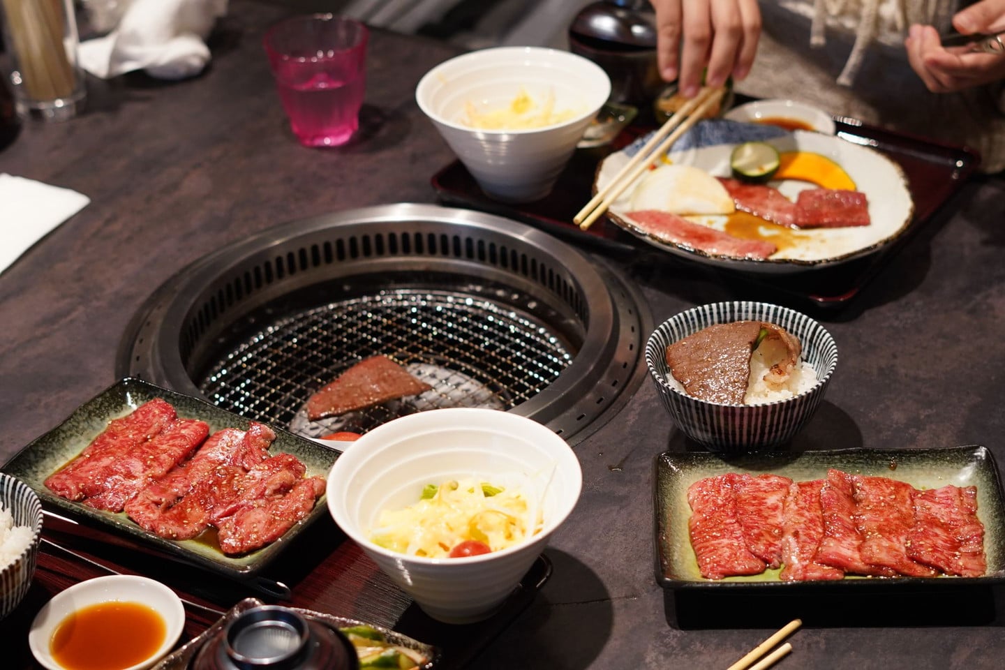銀座聚集多間和牛燒肉店,從連鎖到高級選擇皆有