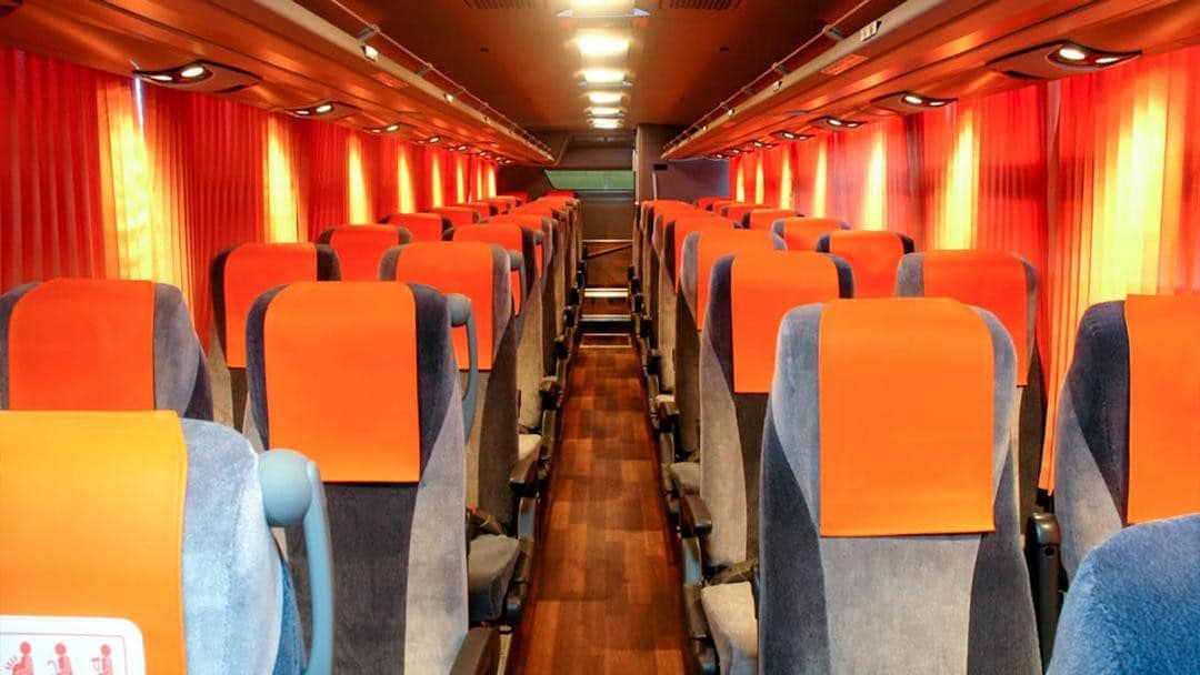 車內舒適設施:Wi-Fi、充電與洗手間