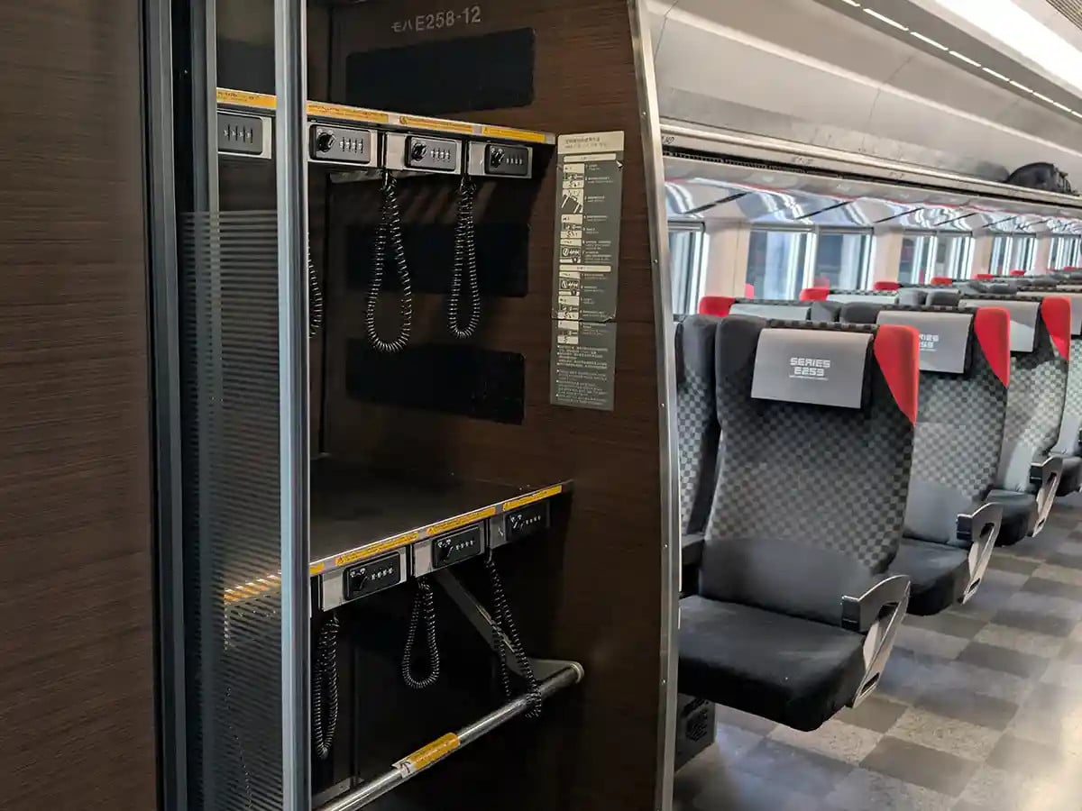 Narita Express from Narita Airport: Timetable, Stops, Map and Tickets | Japan Bullet Train