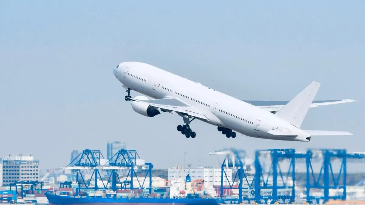 機票不用提早半年買！空服員曝黃金購買時間點「省下3成旅費」，選這時候出發最便宜| 香港01 | 風生活- 風傳媒