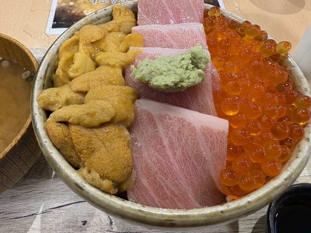 海鮮丼