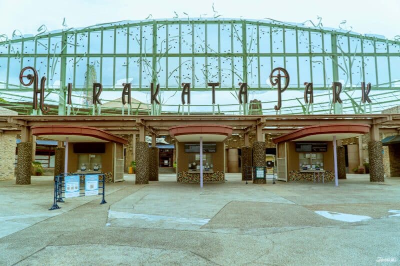 Hirakata Park: Find Thrills & Osaka Family Fun at Japan's Oldest Amusement Park! - HYPER JAPAN