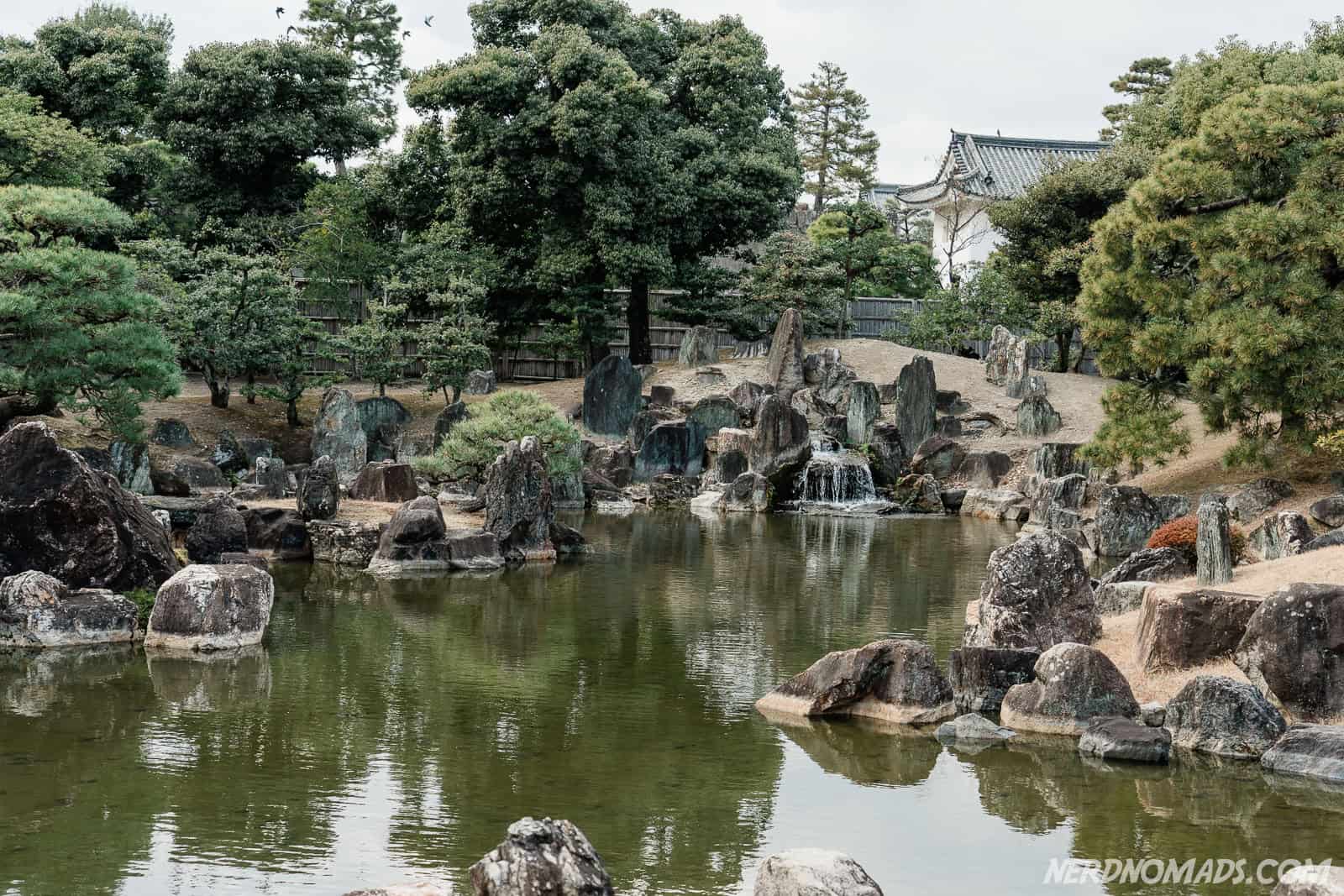 二之丸庭園池泉迴遊式賞景