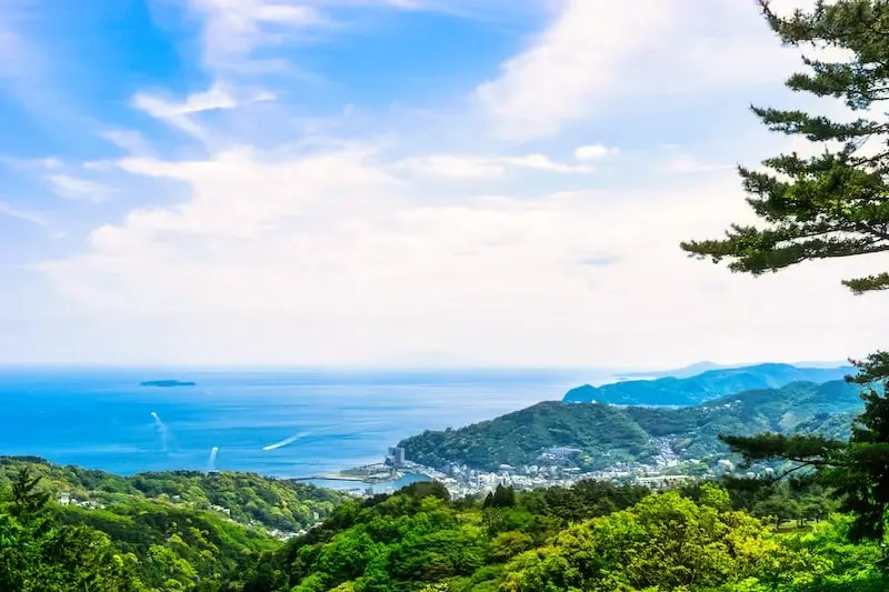 初島