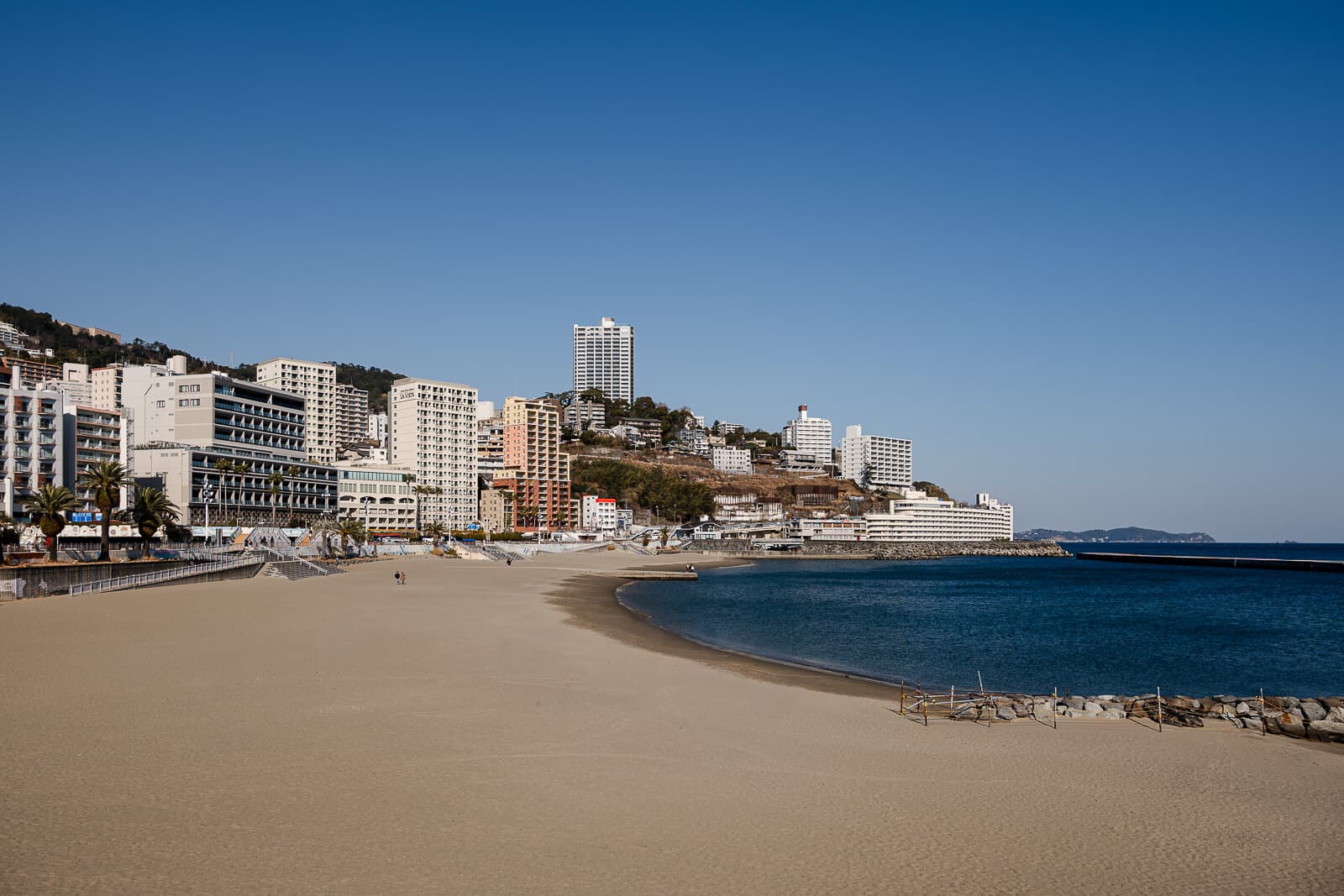 熱海海濱之旅：熱海海濱步道與海鮮午餐