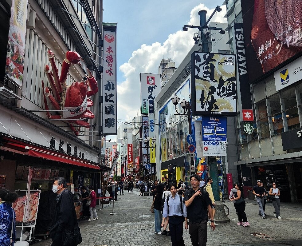 心齋橋道頓堀美國村徒步導覽團