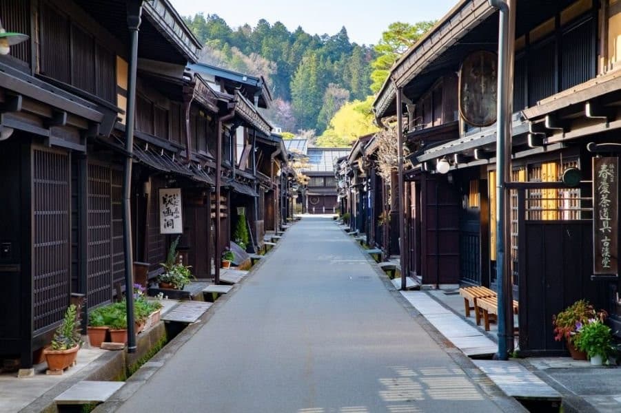 飛驒高山：中部山岳中的江戶小京都
