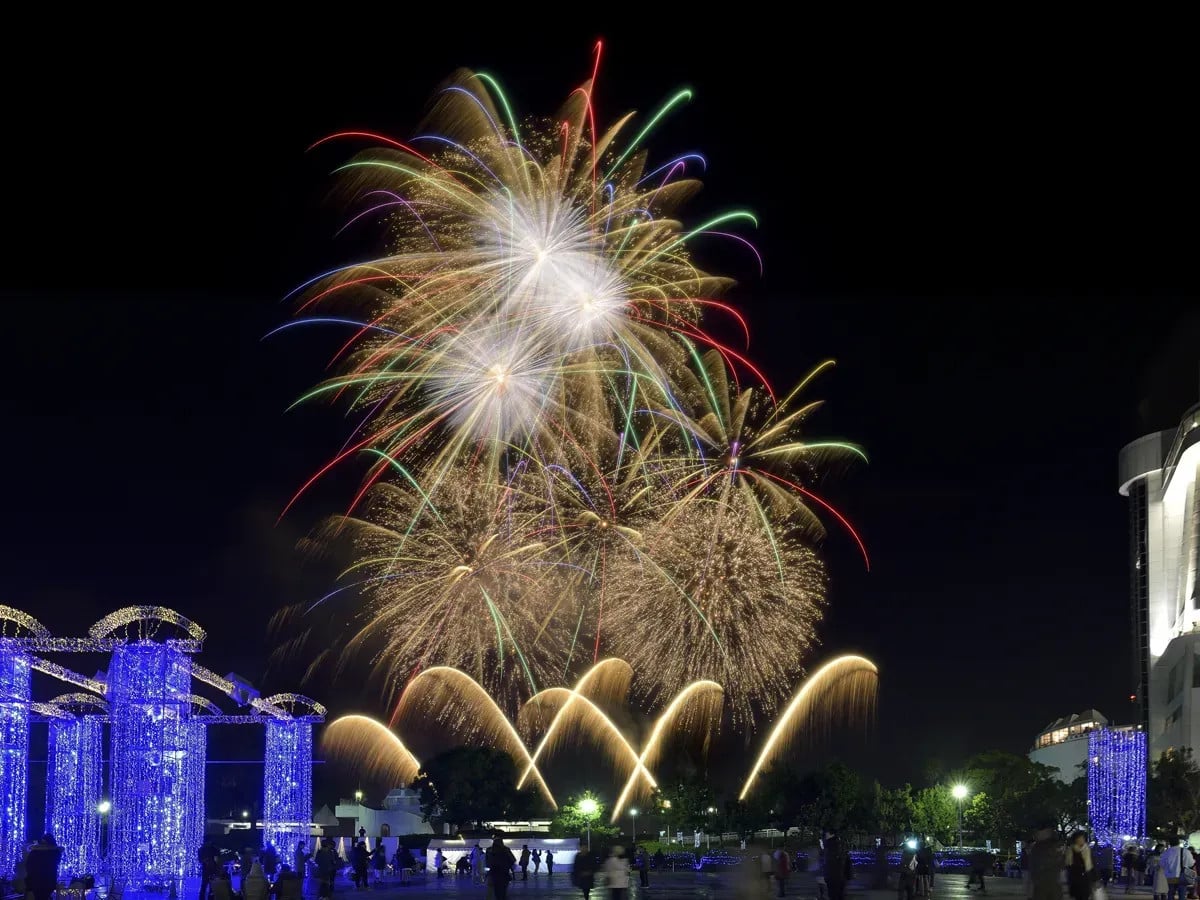 Nagoya Port Christmas Fireworks 2024 | Dec. 21