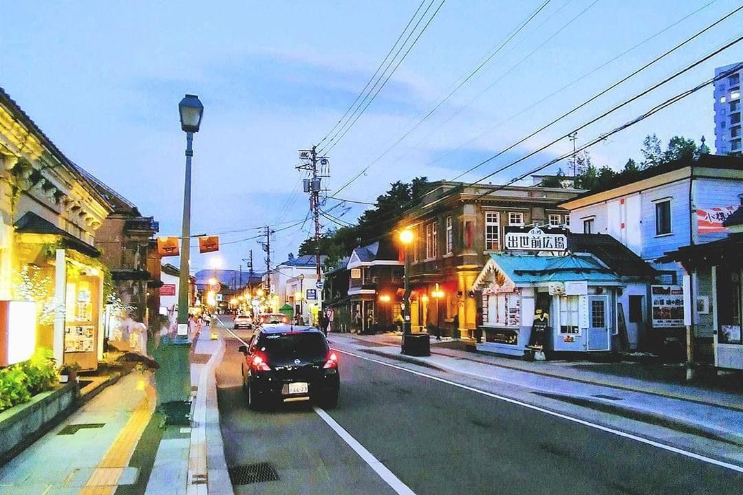 Sakai-machi Street Shopping Arcade | Otaru Tourist Spot – UNGAPLUS