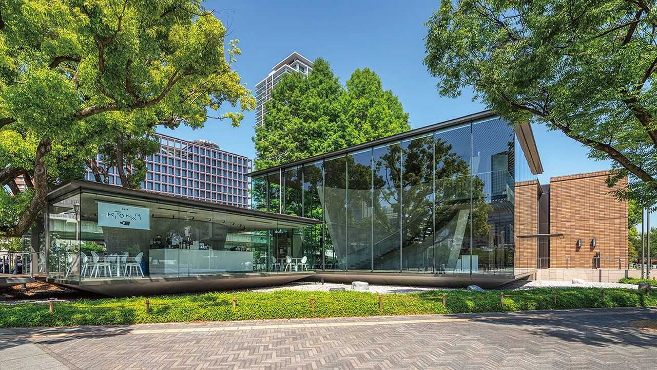 大阪市立東洋陶磁美術館玻璃入口棟與磚造本館