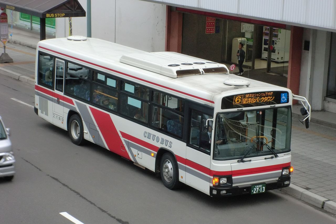 中央巴士小樽市內線：連接小樽站與運河周邊