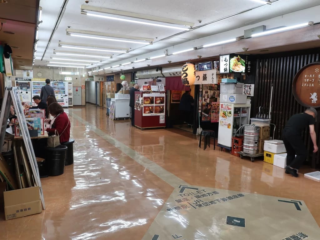 新橋飲酒文化與昭和建築