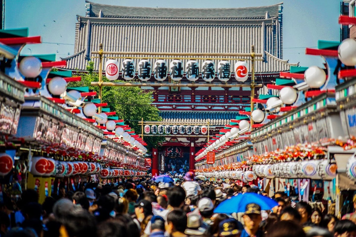 仲見世商店街