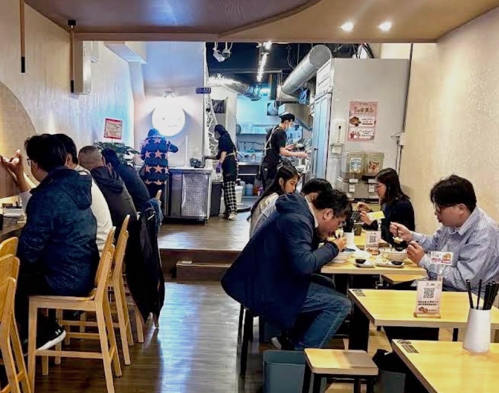 炸豬排與拉麵