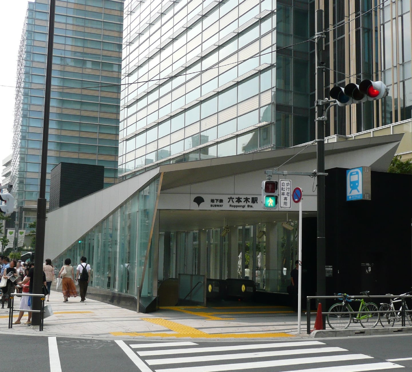 東京Metro日比谷線六本木站