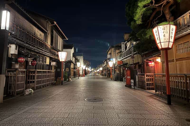 祇園夜間藝伎文化導覽：一窺花街傳統與茶屋文化