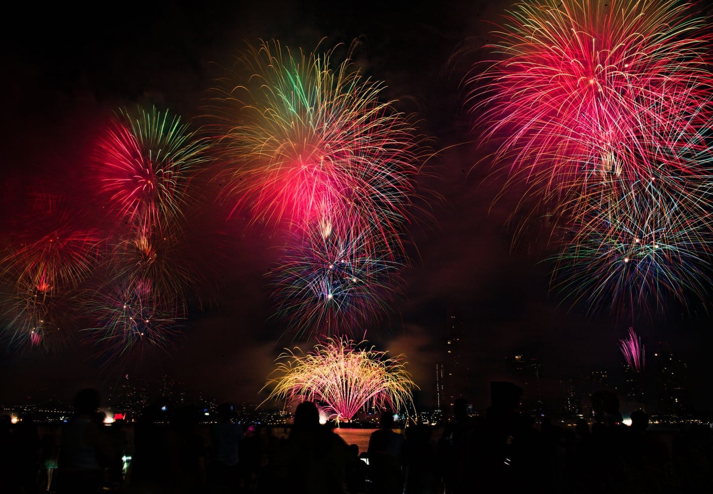 2026日本全國花火大會總覽：各地經典花火大會完整攻略與交通指南