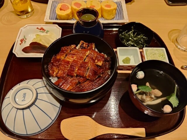 鰻魚三吃