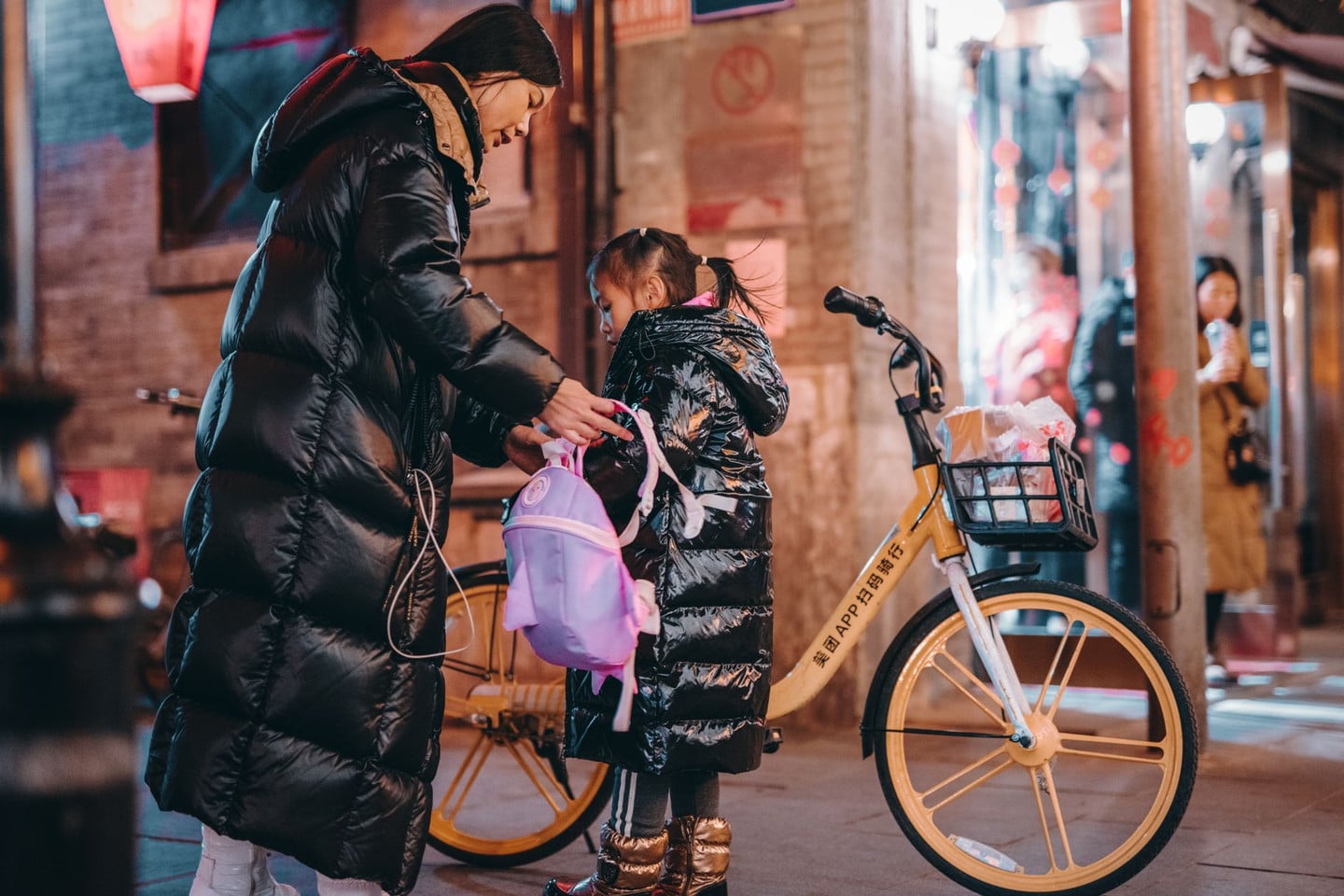 中層與外層穿搭：抵禦戶外低溫的核心裝備