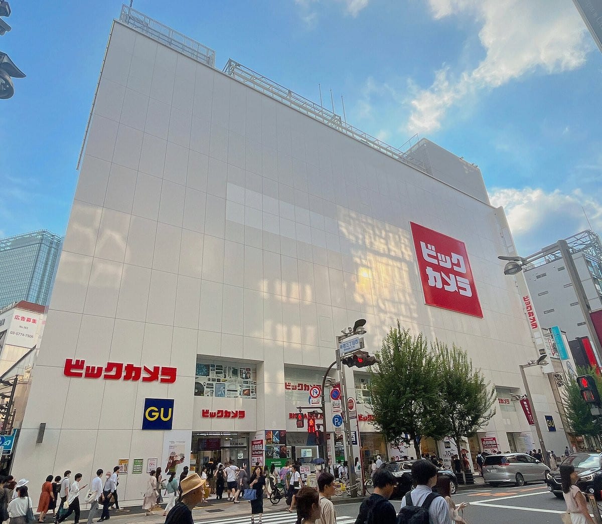 Bic Camera新宿店