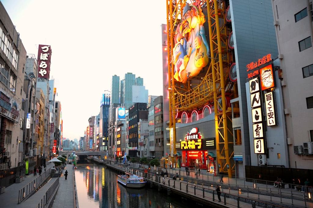 唐吉訶德道頓堀店摩天輪