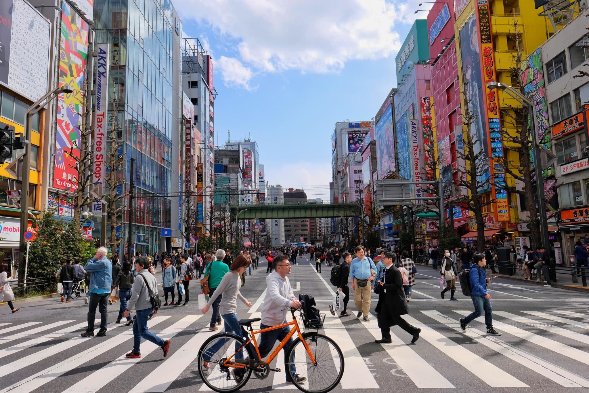 秋葉原十字路口
