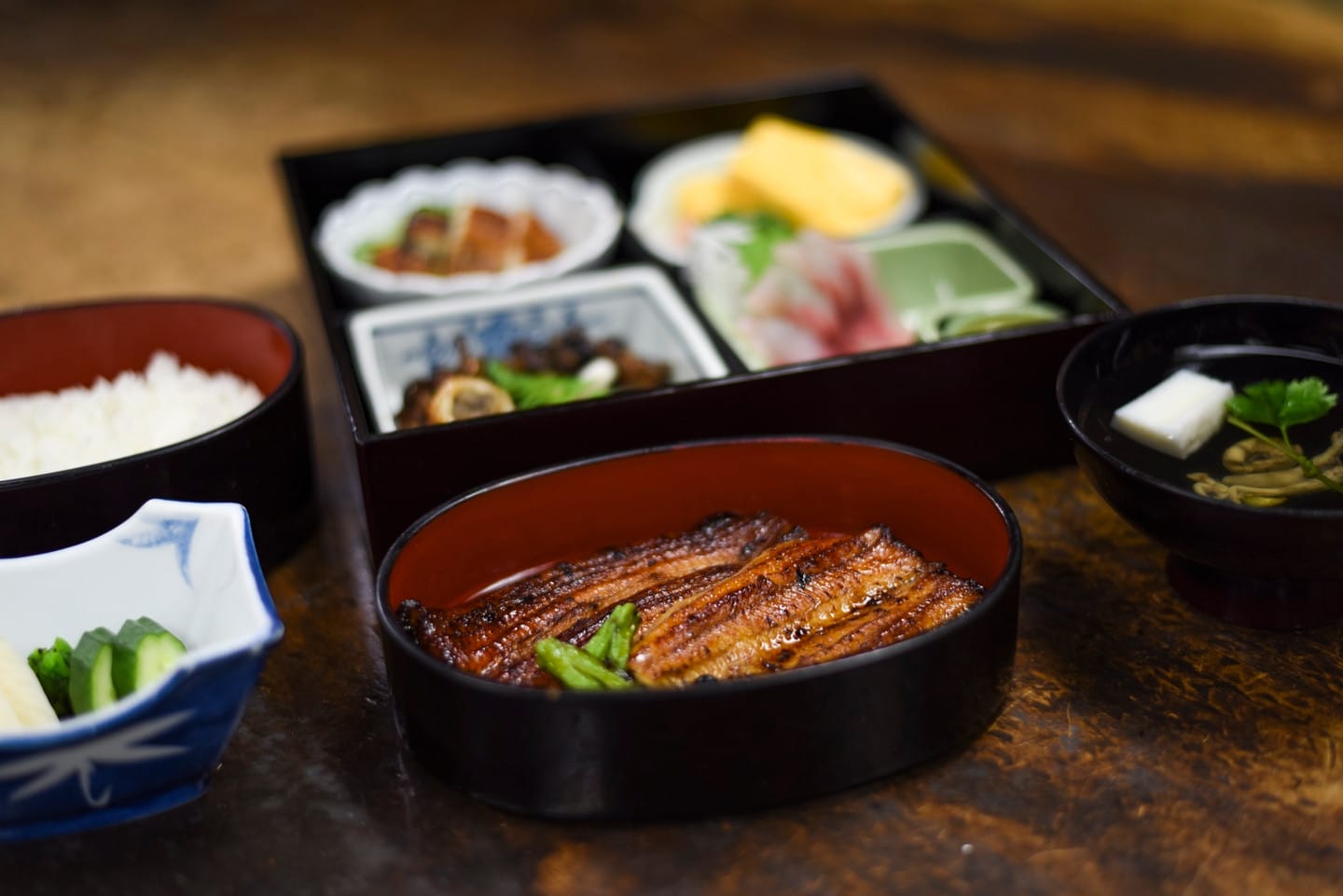 京極 Kaneyo：百年鰻魚飯老店的職人堅持