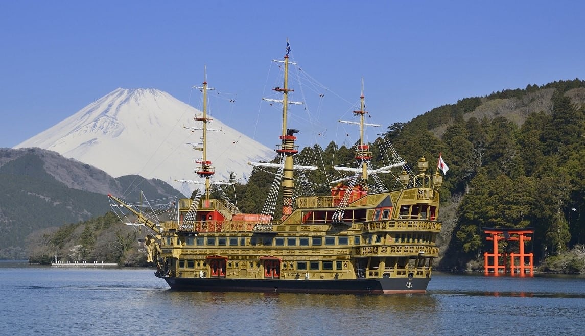 蘆之湖海賊觀光船
