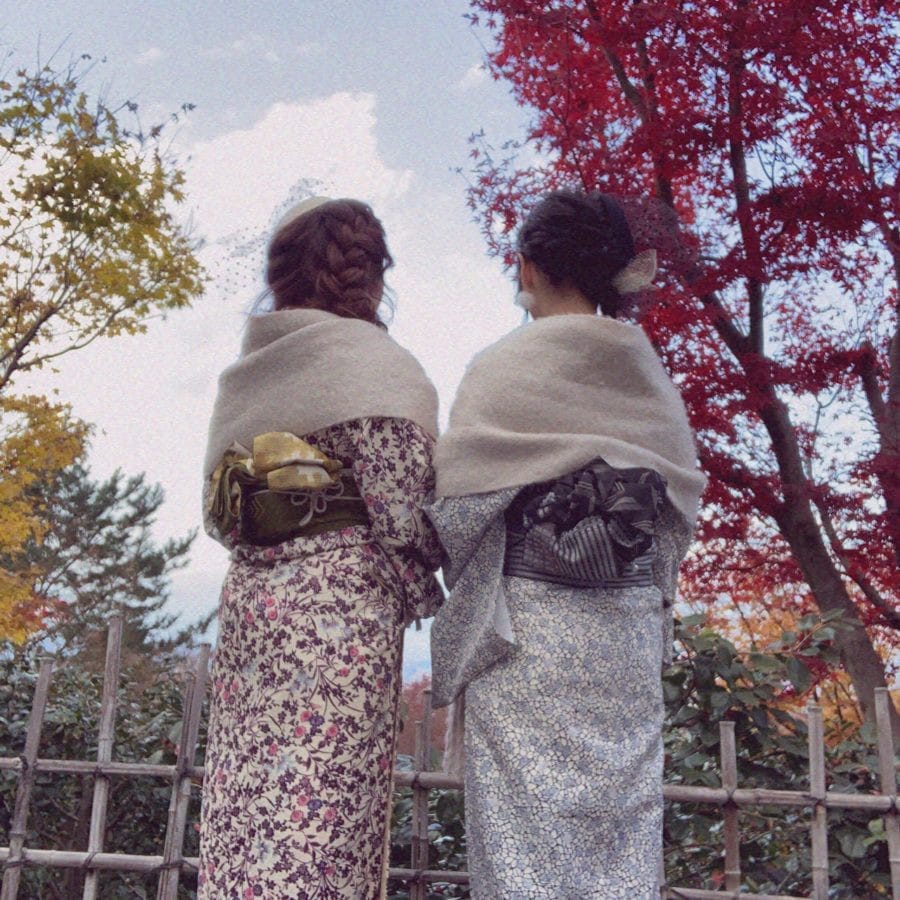 Kimono Rental Tips for Gion: Dining Etiquette & Comfort | Kimono Rental  Rikawafuku