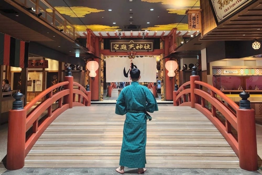 心齋橋周邊和服體驗：換上和服漫步道頓堀與法善寺橫丁拍美照