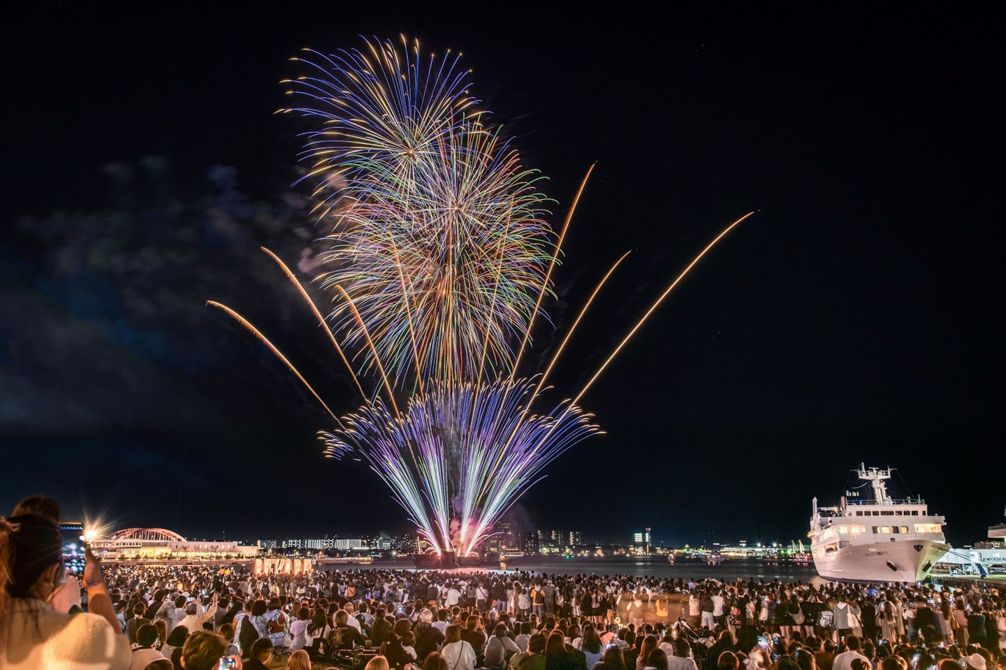Minato Hanabi: Kobe Port Fireworks Festival | Things to do in Osaka