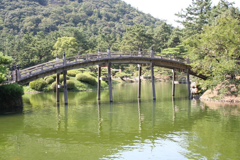 偃月橋
