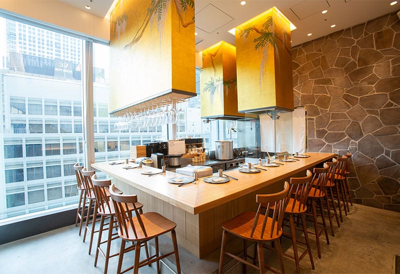 Kushiage Tsuda, Toranomon Hills Station Tower>Enjoy Original Skewers in a Sophisticated Restaurant in Toranomon Hills Station Tower|Minato WardFor recommended gourmet food ofTabiiro