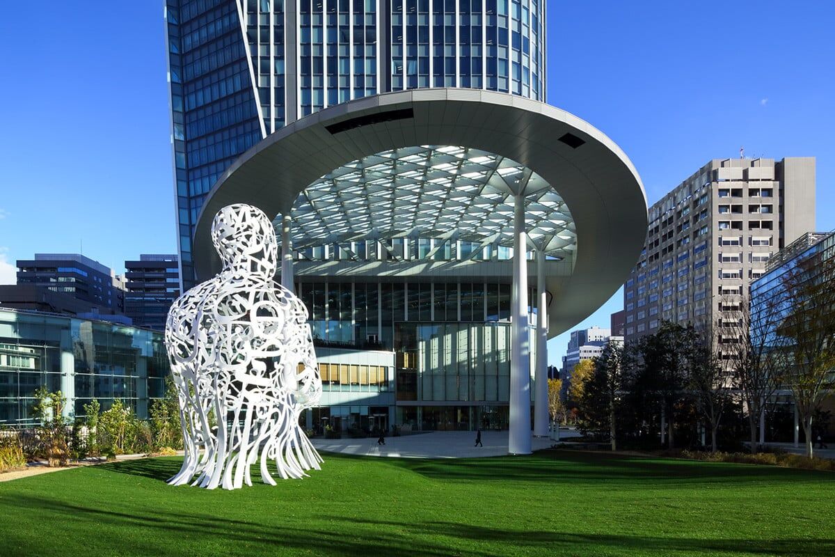 Oval Plaza