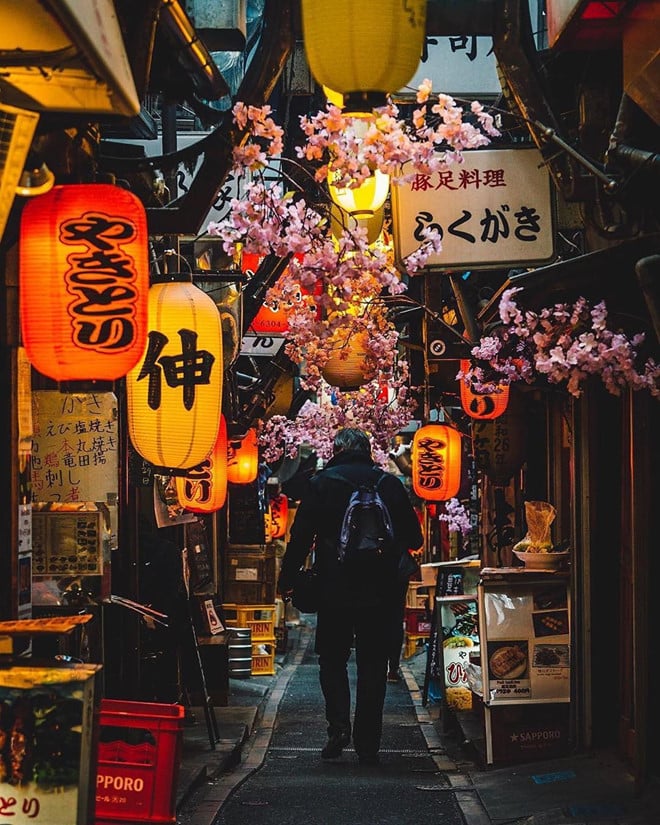 新宿思出橫丁居酒屋巡禮：穿梭昭和小巷的深夜食堂體驗