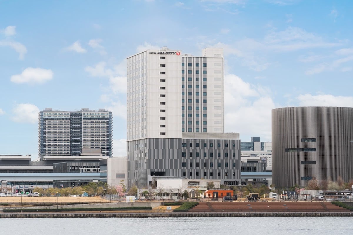 JAL City Toyosu Tokyo