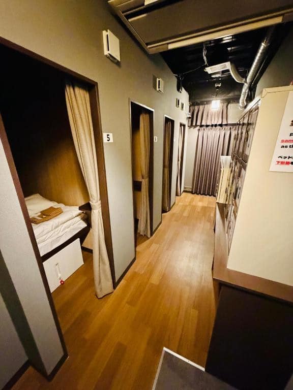 新橋KON飯店 房型照片