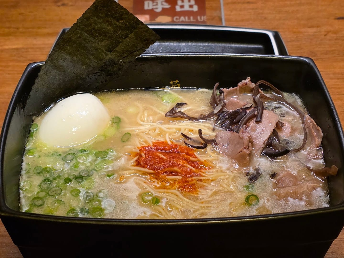 一蘭拉麵難波御堂筋店的味集中カウンター座位