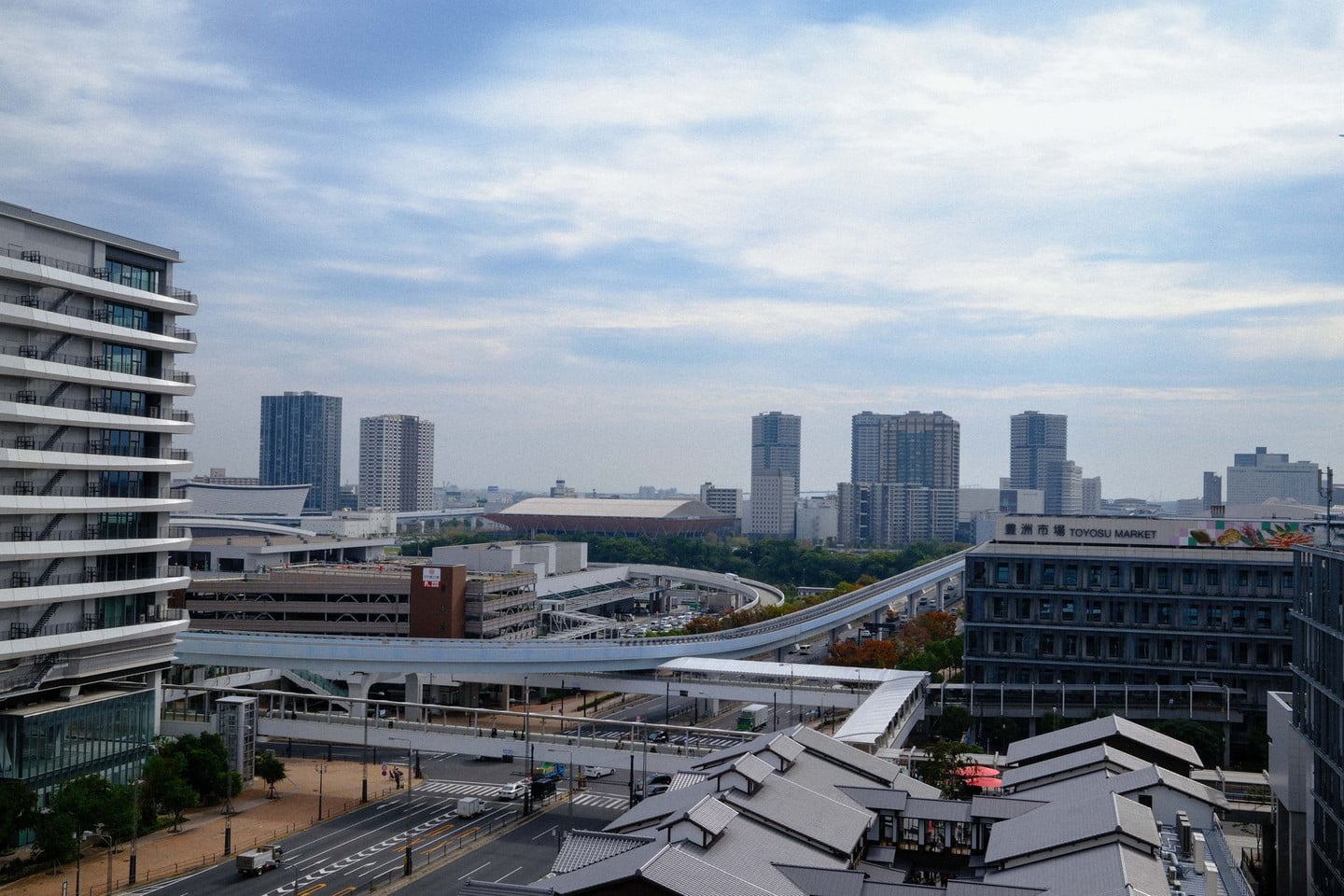 豐洲市場的市場建築棟與連通天橋