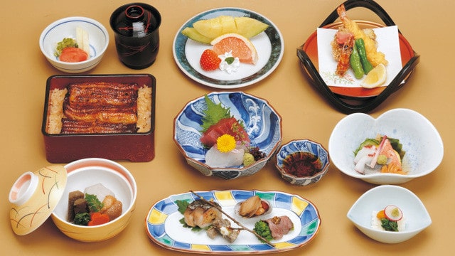 鰻割烹 伊豆榮 梅川亭