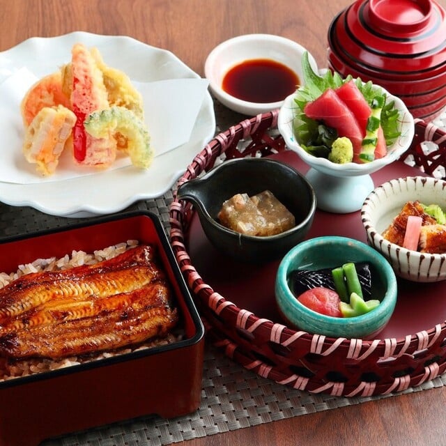 鰻魚飯老舖