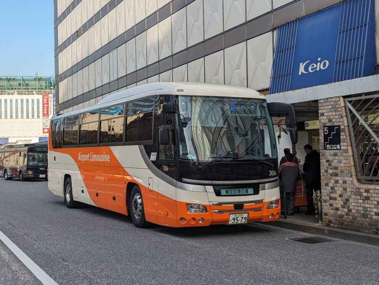 2026羽田機場利木津巴士完整攻略：往返東京市區票價、時刻表、購票教學與第三航廈月台指南