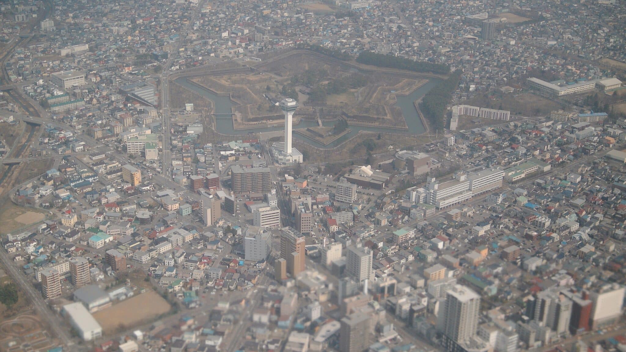 五稜郭公園與五稜郭塔:日本唯一星形城郭的百年風華