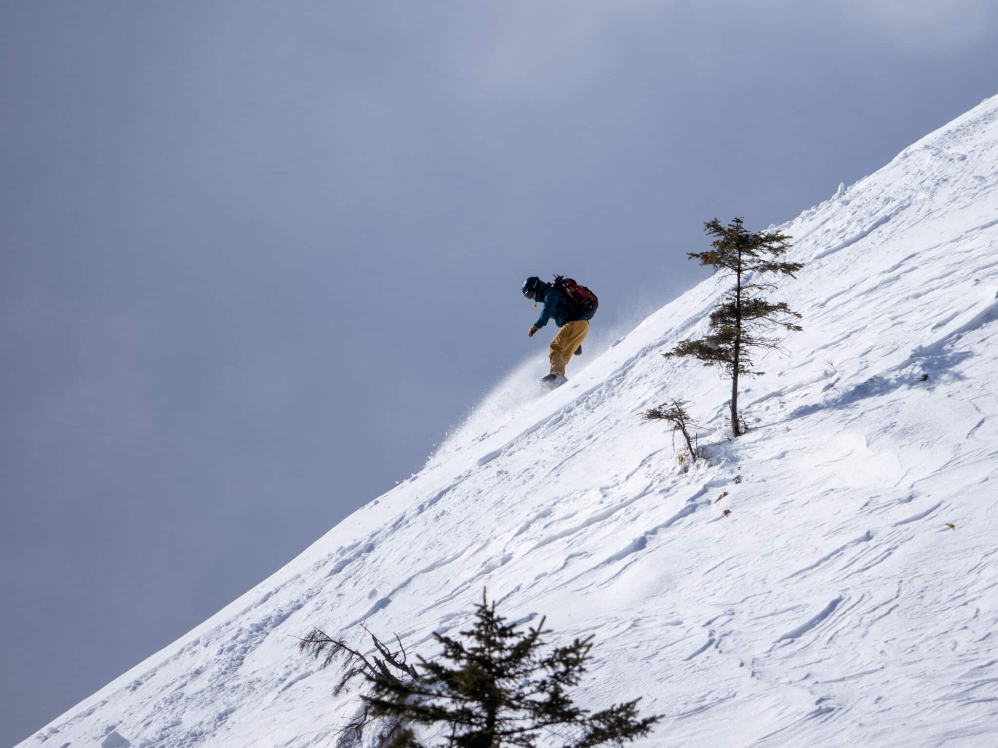 Kiroro 喜樂樂滑雪場攻略2026-27：北海道頂級粉雪、23條雪道與纜車票交通全指南