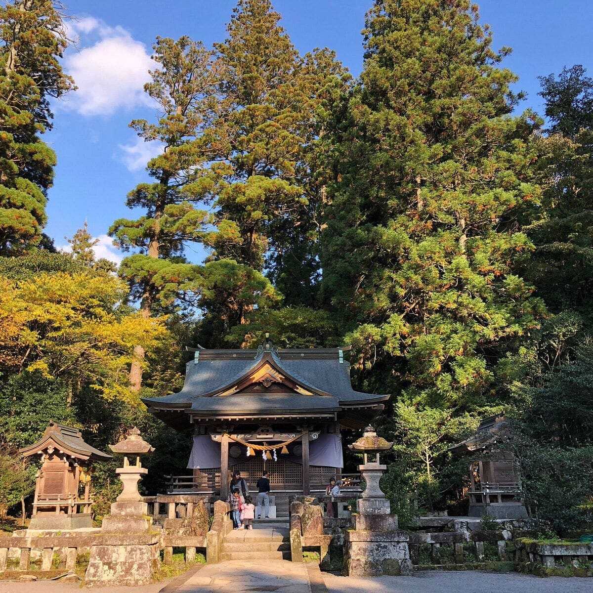 宇奈岐日女神社